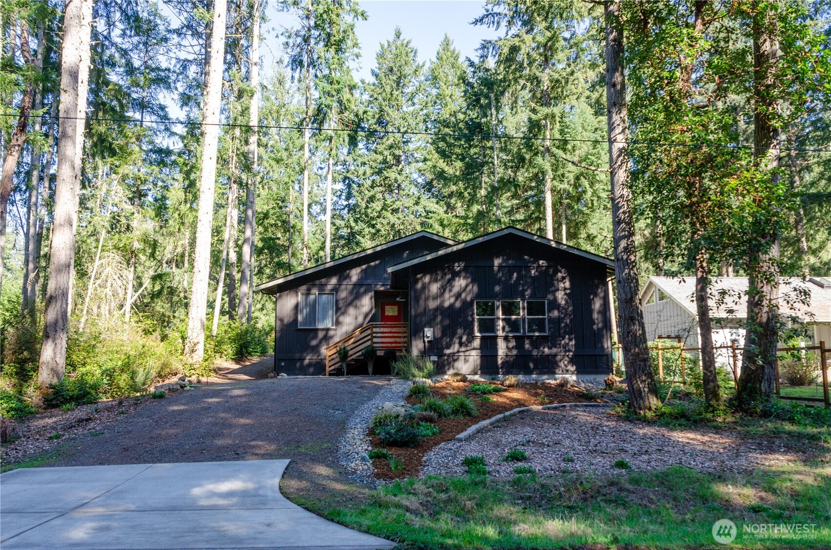 11407 Country Club Drive Property Photo 1