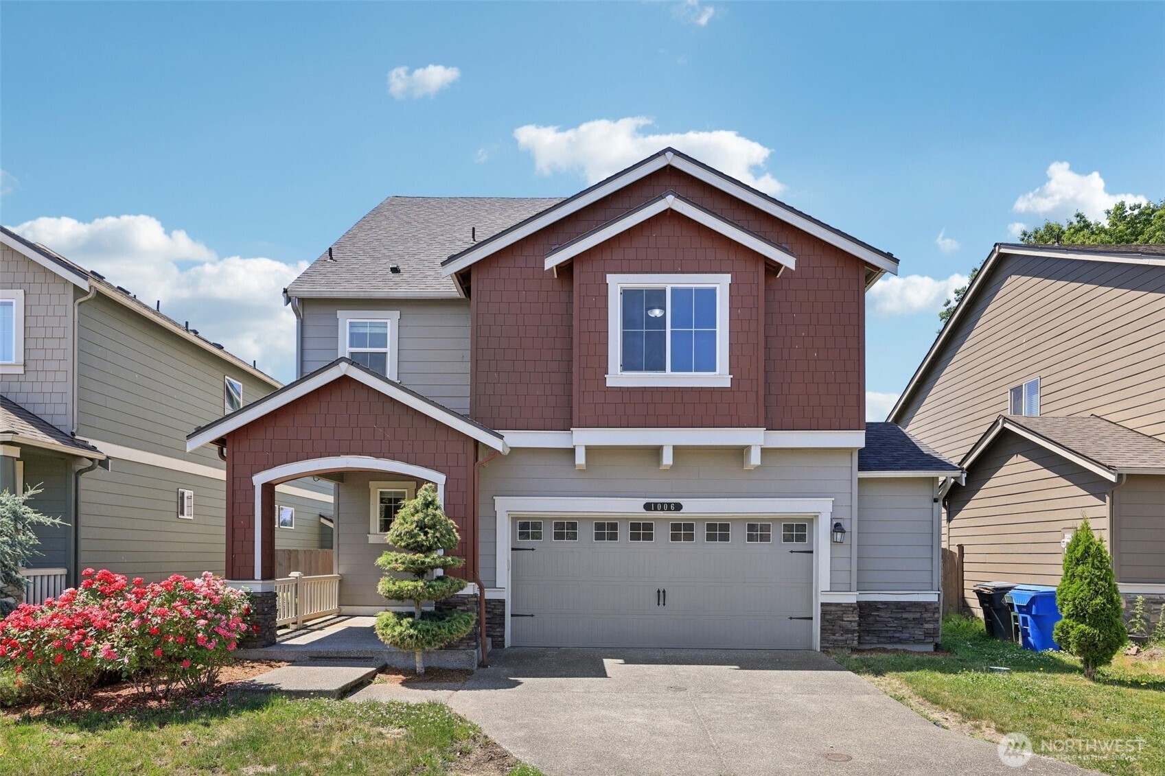 1006 32nd Street Property Photo 1