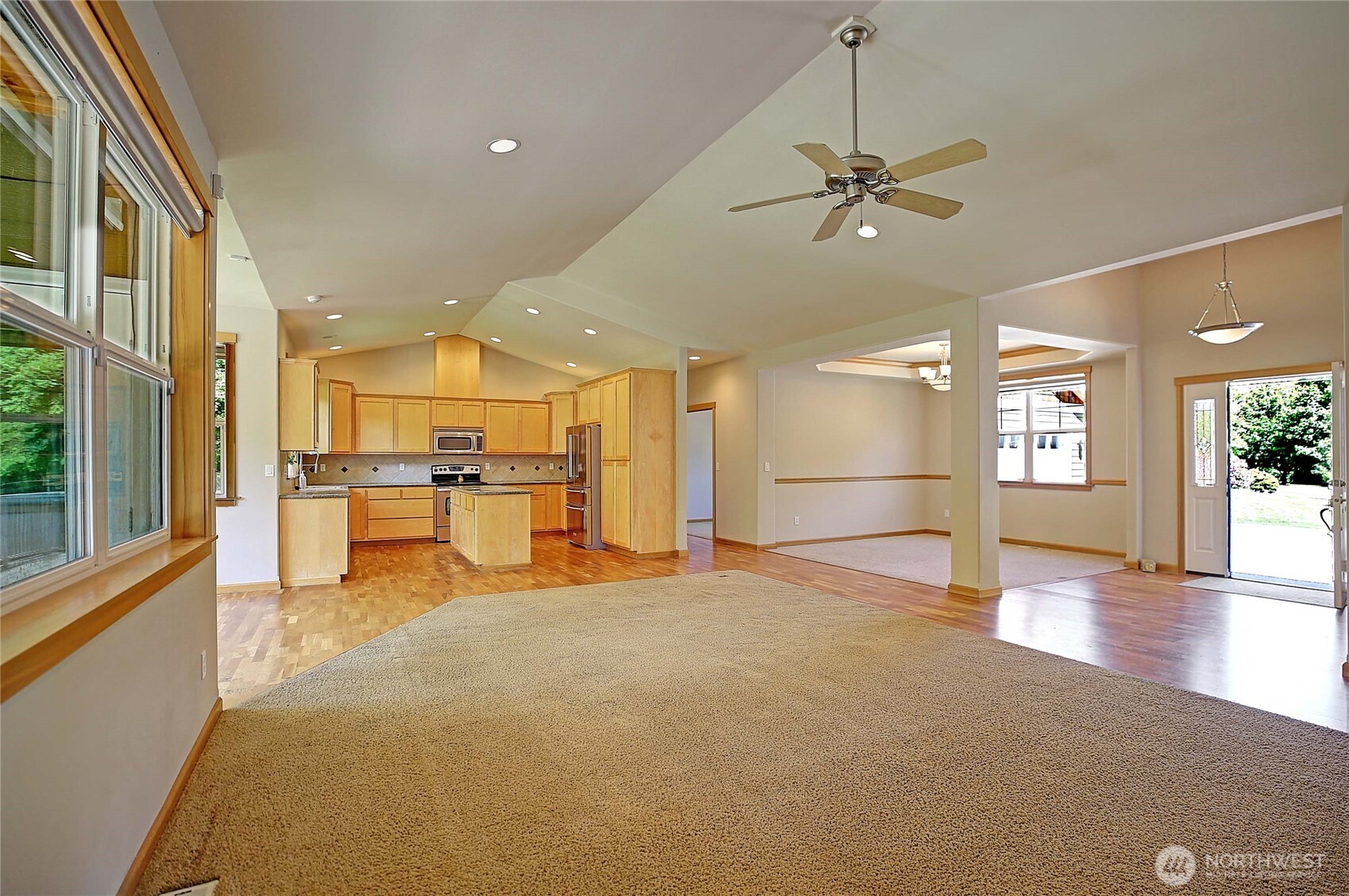 26306 2nd Avenue Property Photo 13