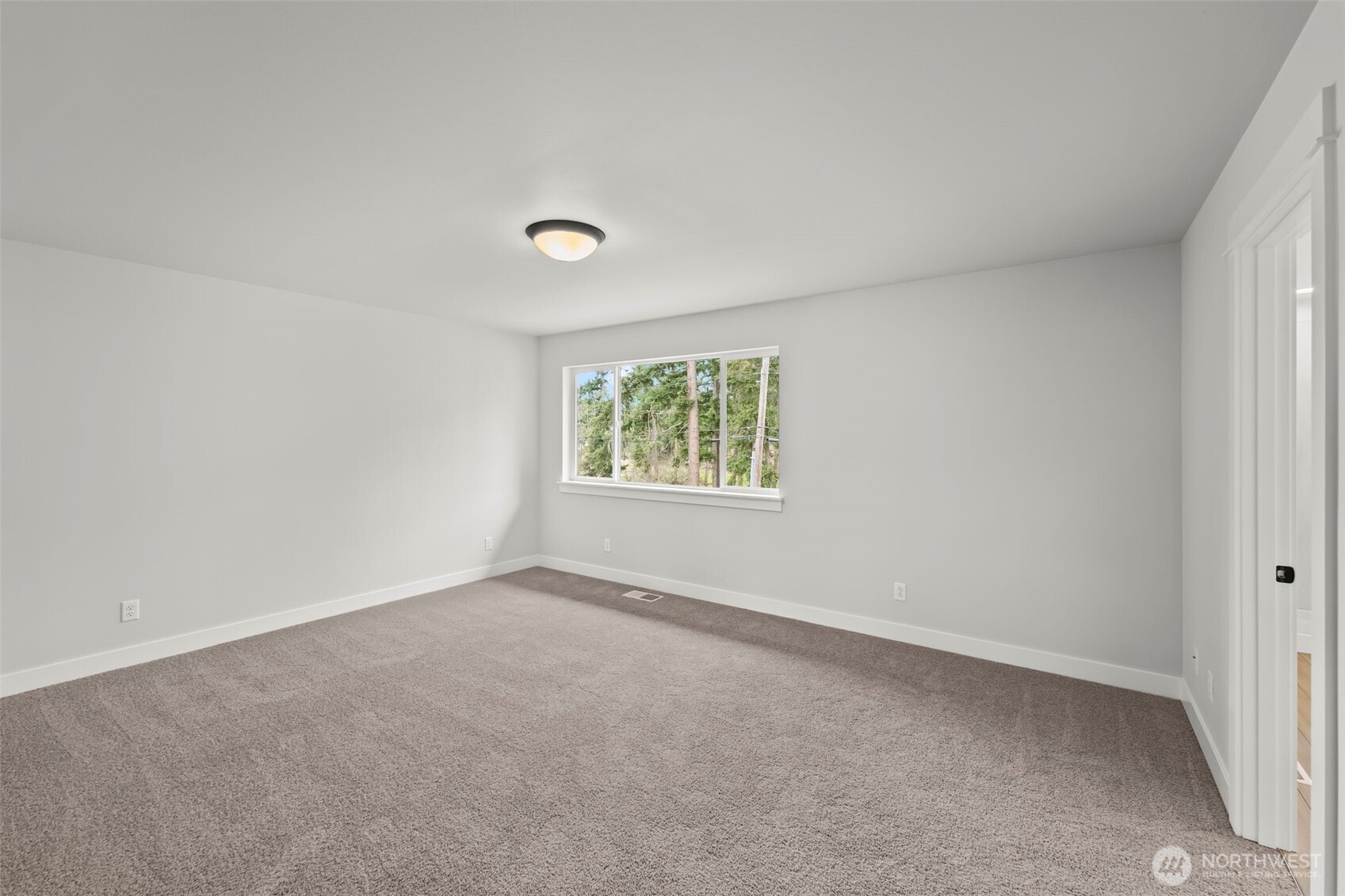 17314 82nd Avenue Ct Property Photo 10