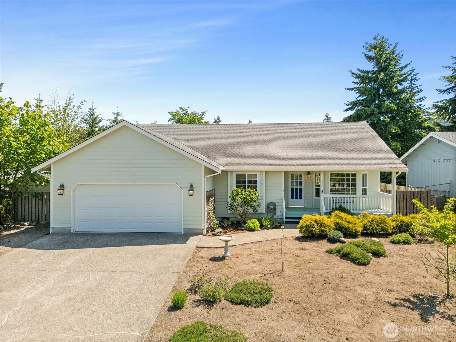 117 Eagle Glen Court Property Photo 1