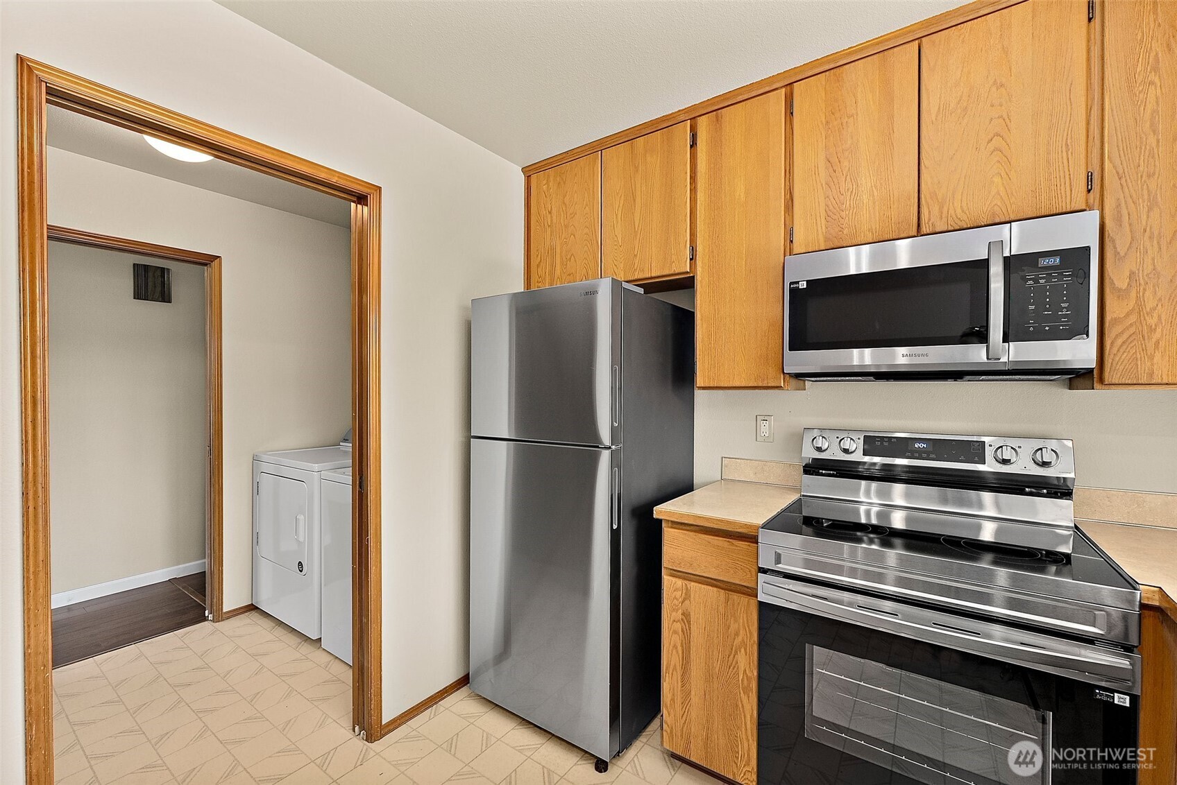 117 Eagle Glen Court Property Photo 16