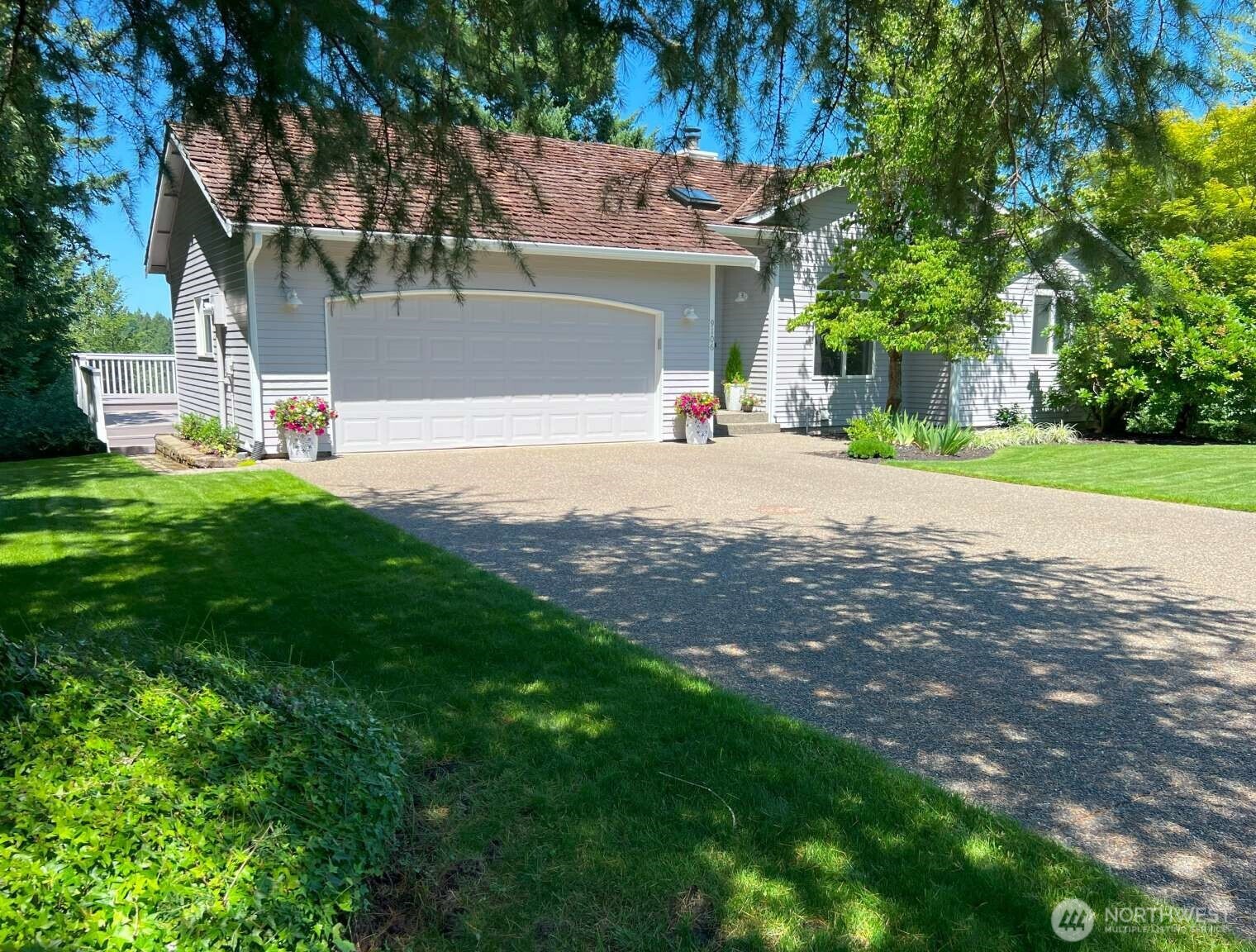 9106 Joelle Lane Property Photo 1