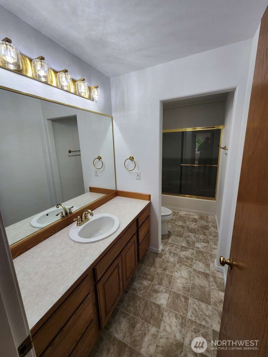 9106 Joelle Lane Property Photo 17