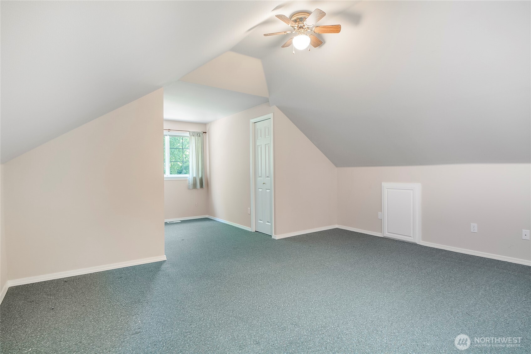 418 158th Place Property Photo 23