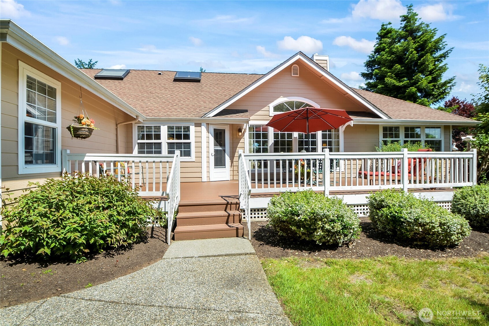 418 158th Place Property Photo 30