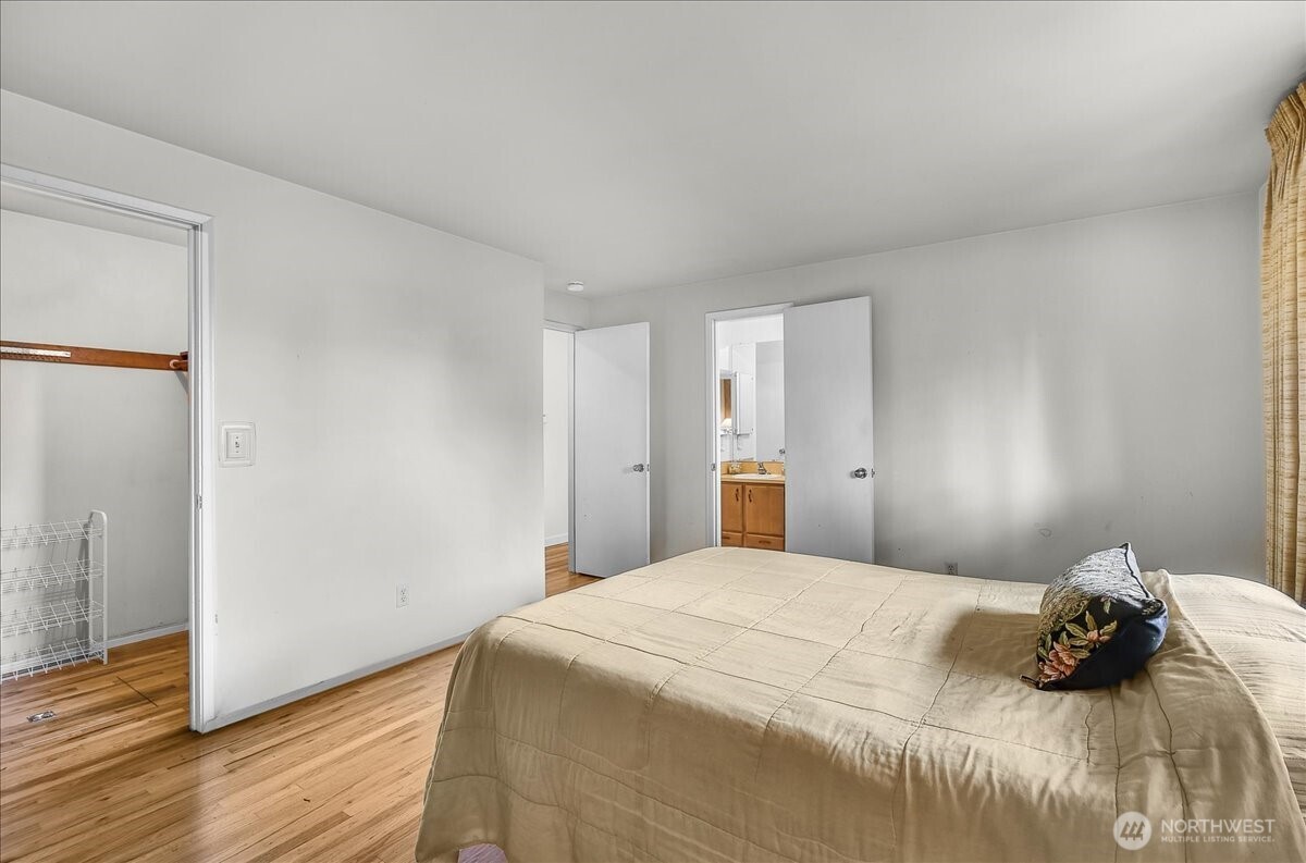 11611 Ne 134th St Property Photo 12
