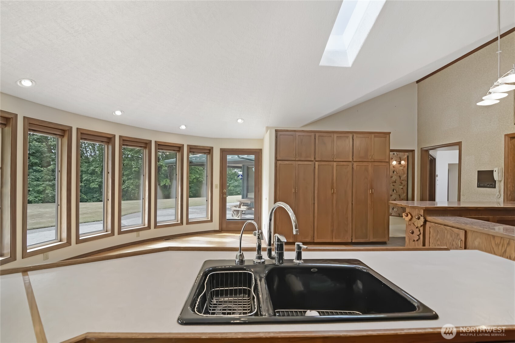 3011 Bush Mountain Court Property Photo 10