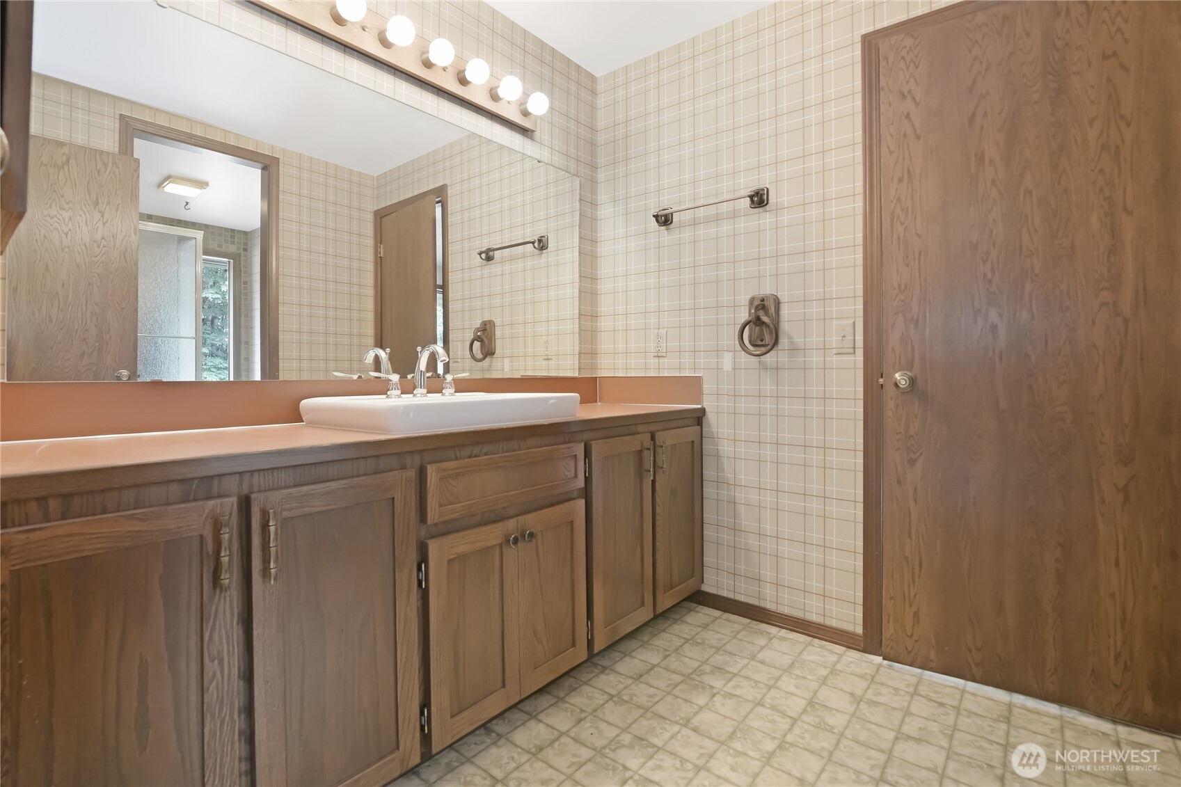 3011 Bush Mountain Court Property Photo 18