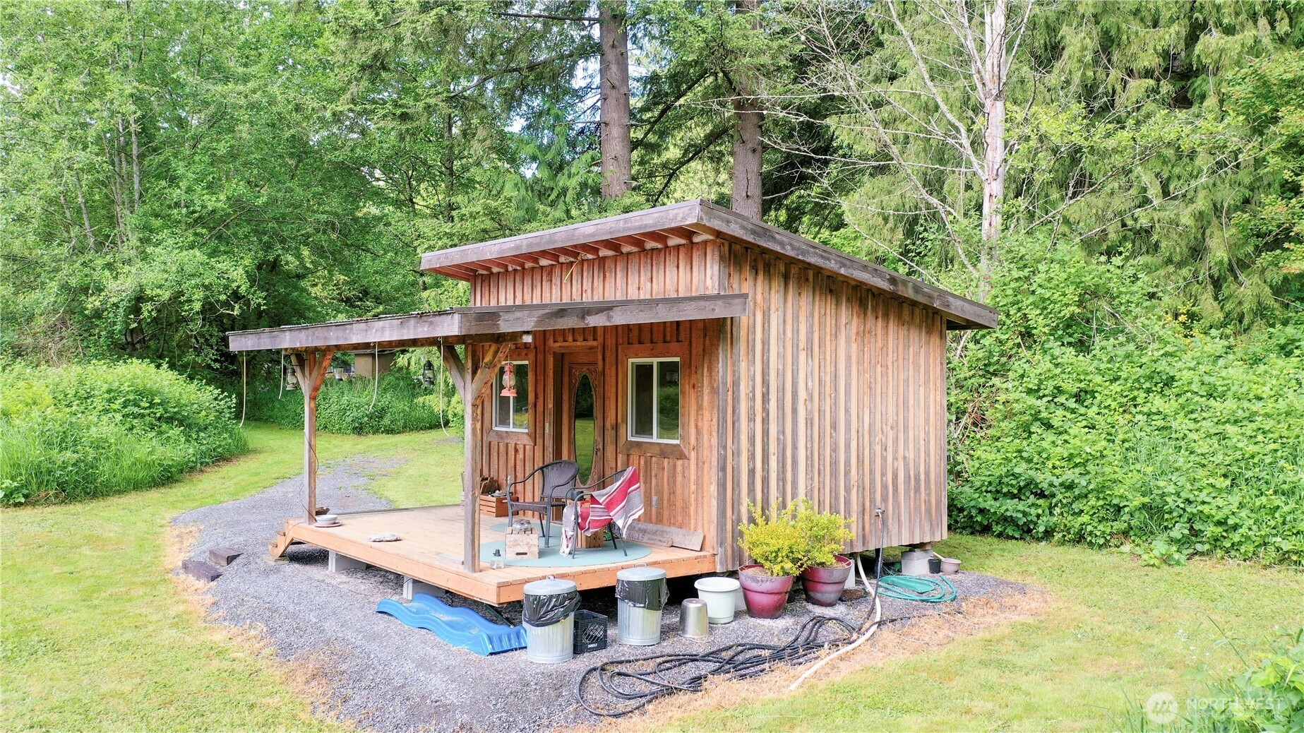 19306 8th Avenue Property Photo 4