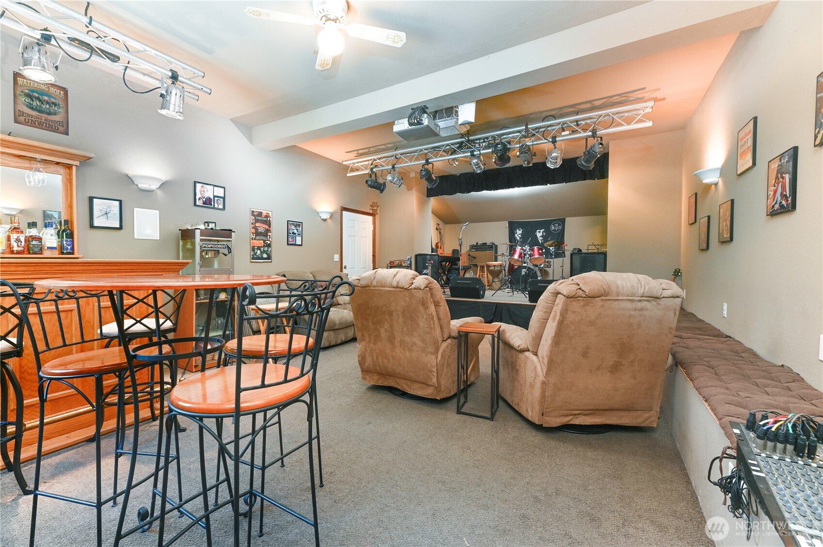 19306 8th Avenue Property Photo 7