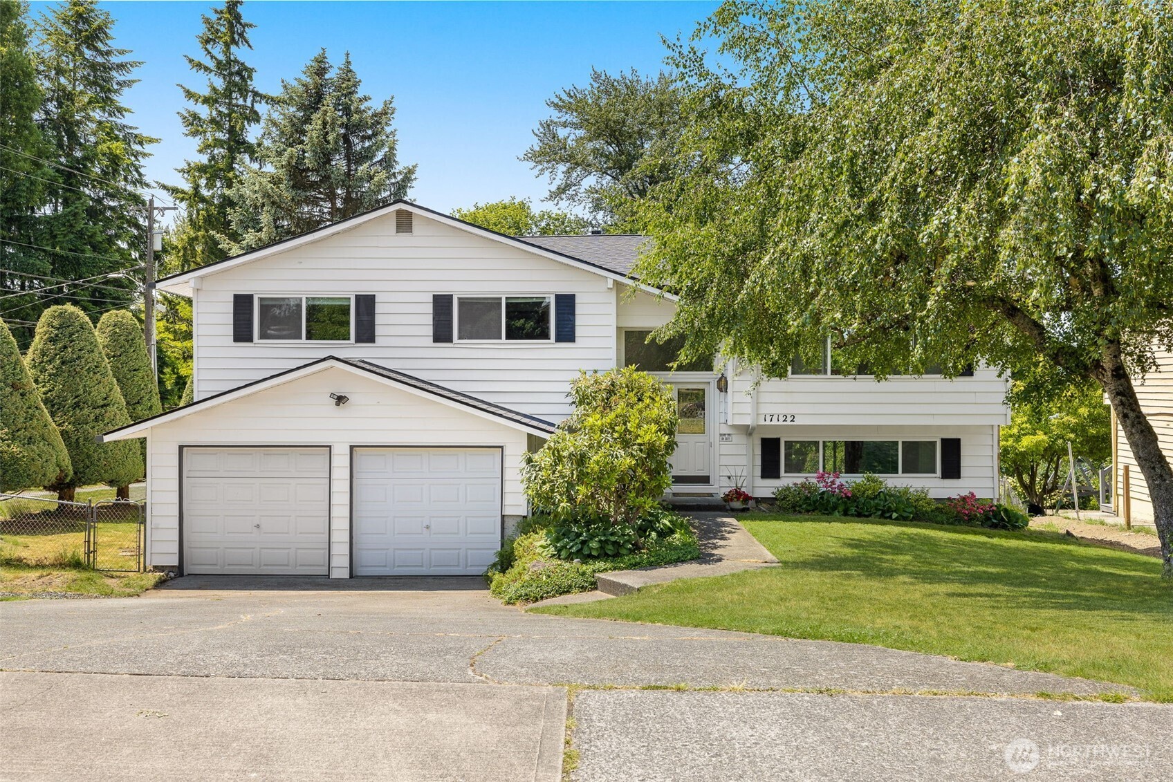 17122 40th Avenue Property Photo 1