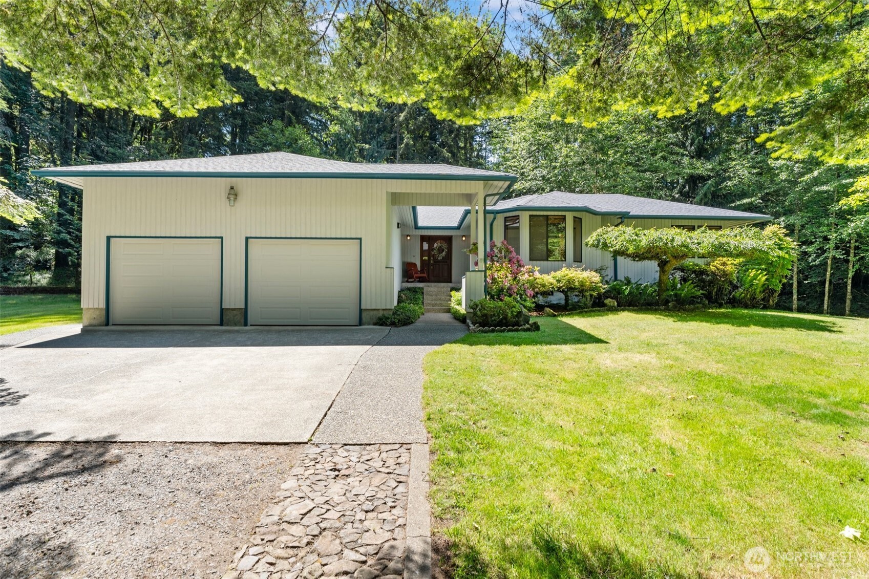 616 Coal Creek Property Photo 1