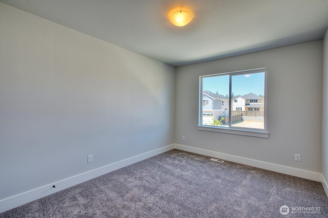 17305 82nd Avenue Ct Property Photo 15