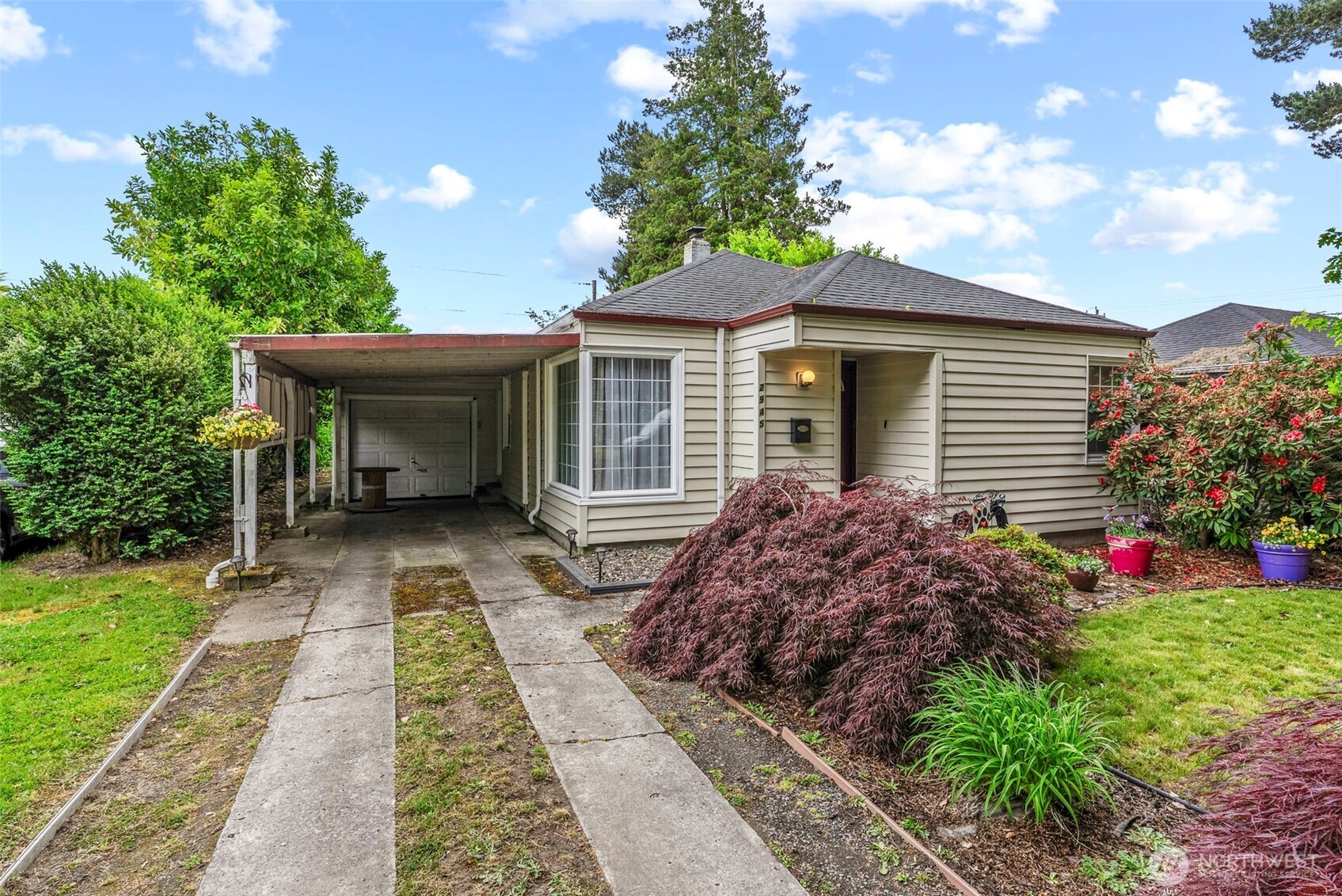 2945 Louisiana St Property Photo 1