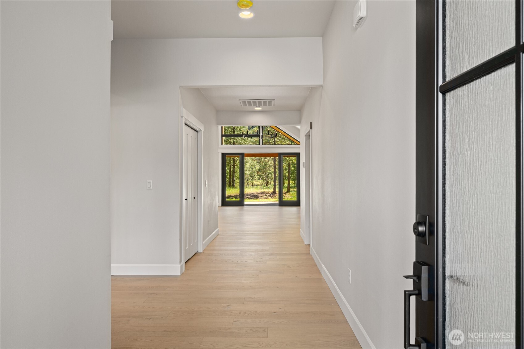 1061 Domerie Park Loop Property Photo 8