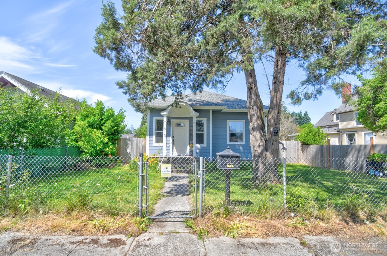 1015 N Pearl Street Property Photo 25