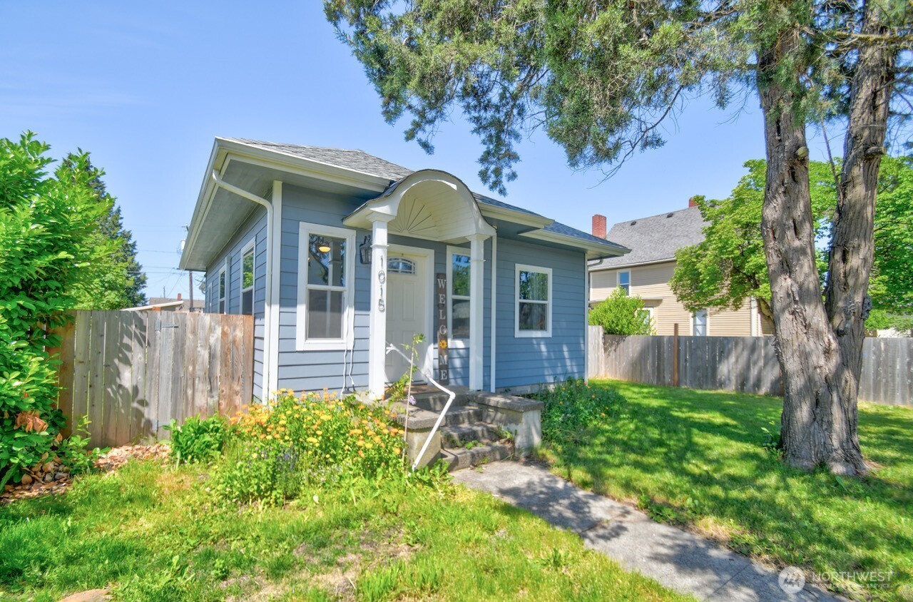 1015 N Pearl Street Property Photo 26