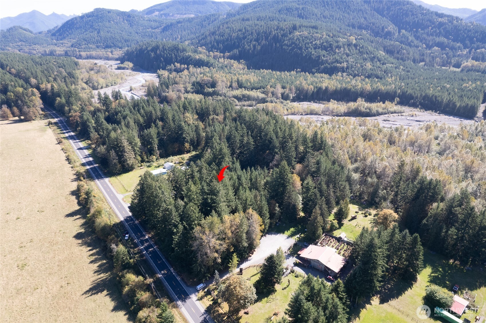22506 State Route 706 Property Photo 1