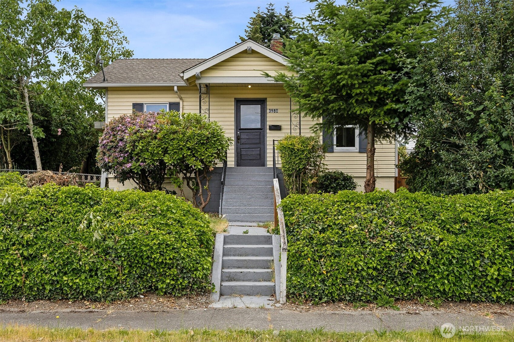 3586 E L Street Property Photo 1