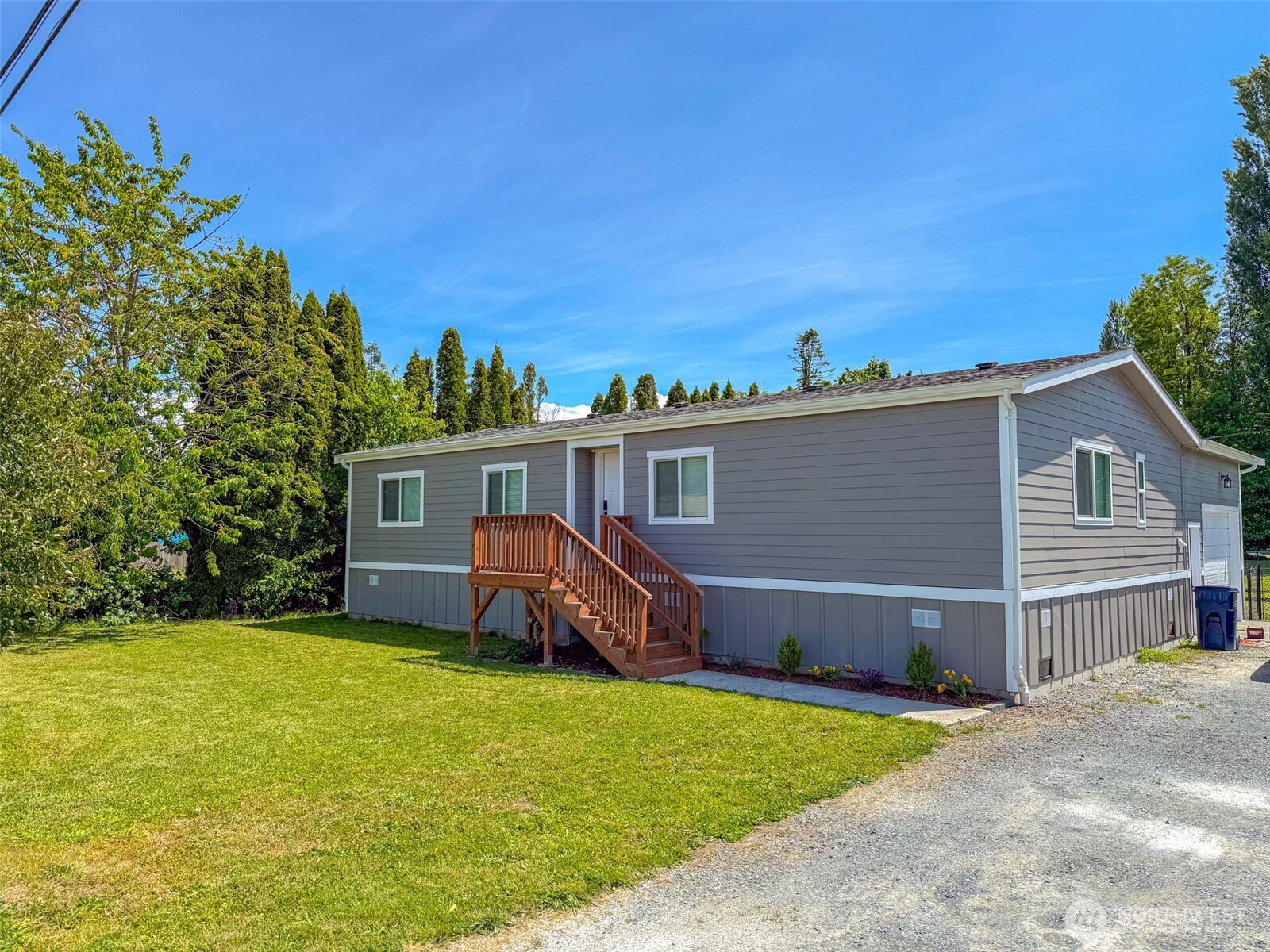 435 Third Street Property Photo 1
