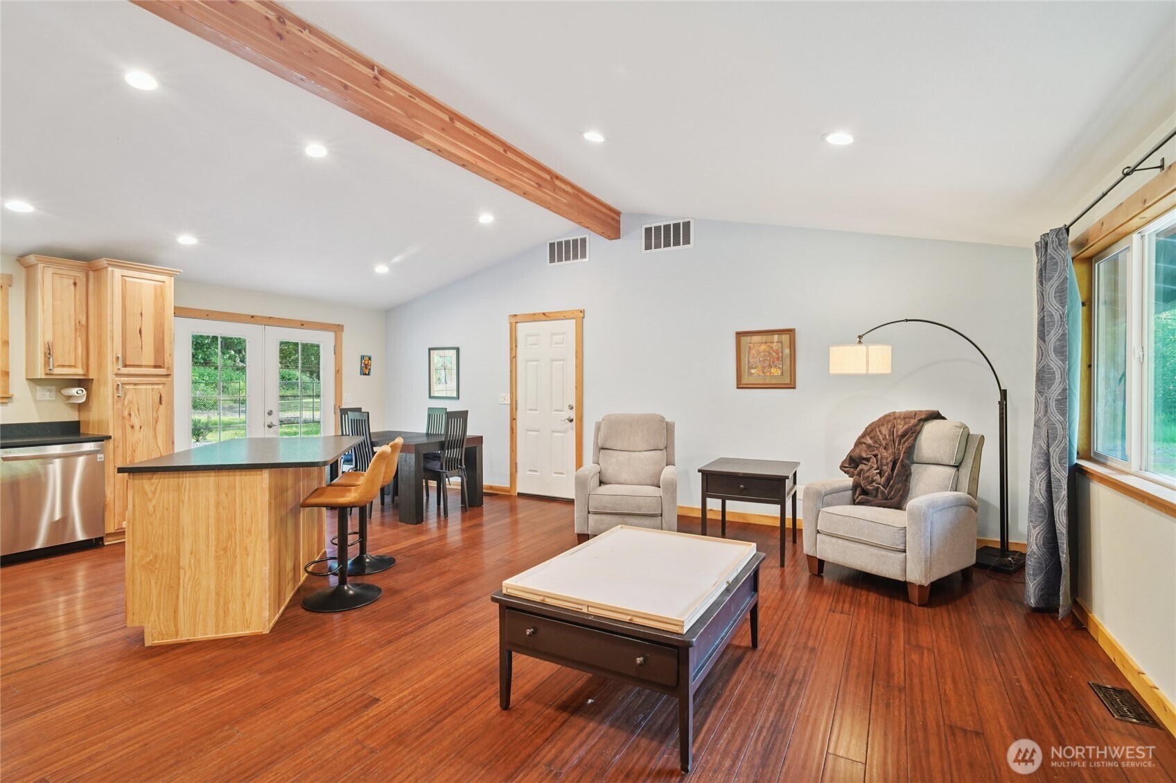 11924 210th Street Property Photo 3