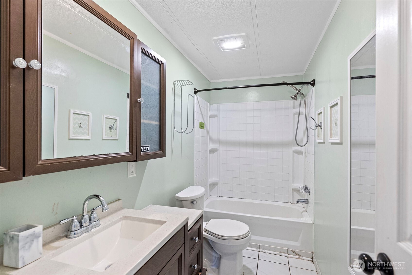 4133 W N Street Property Photo 21