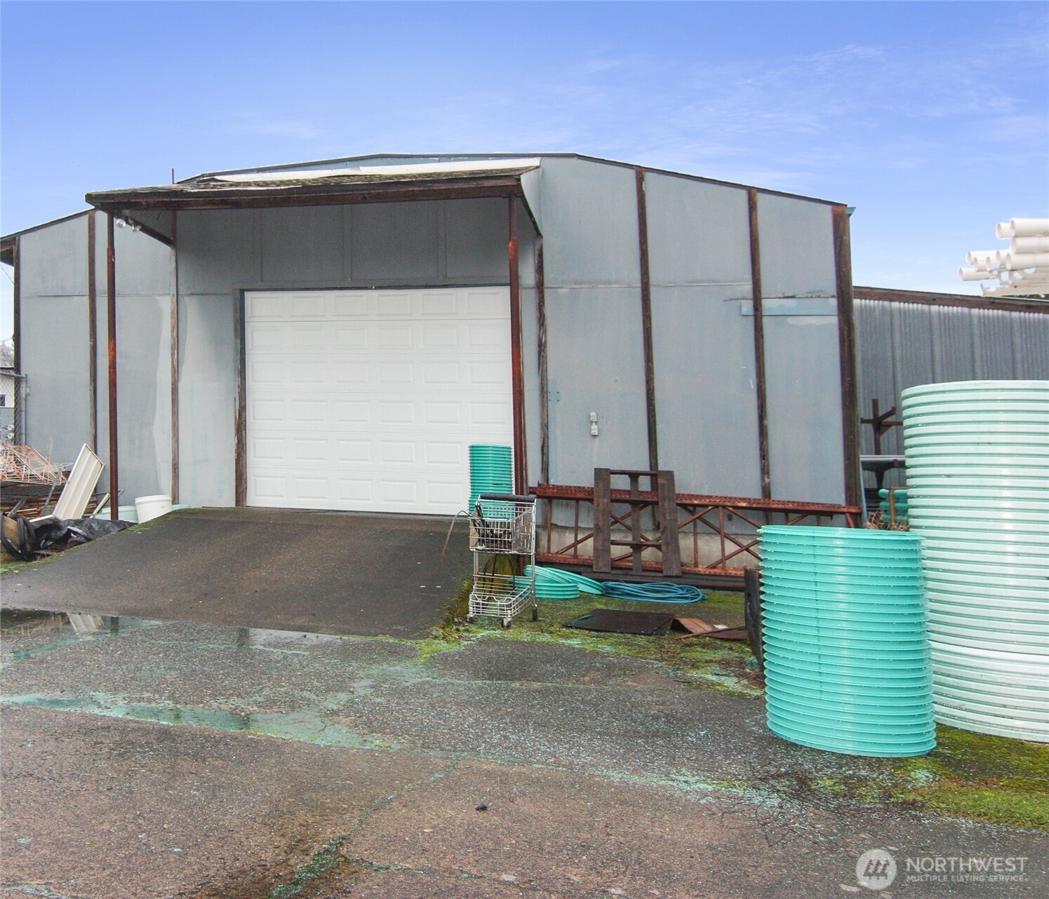 402 E Summa Street Property Photo 10