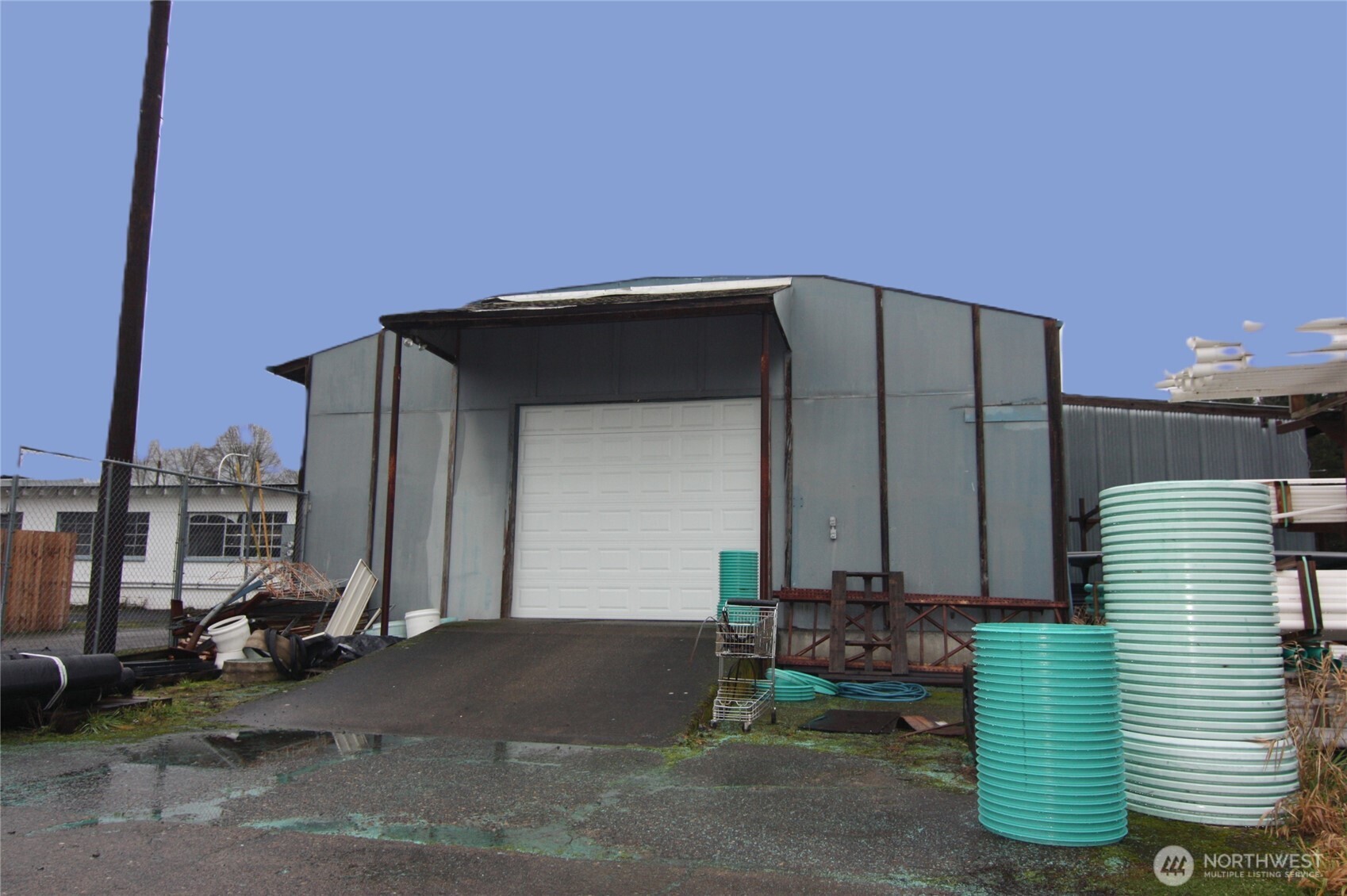 402 E Summa Street Property Photo 11