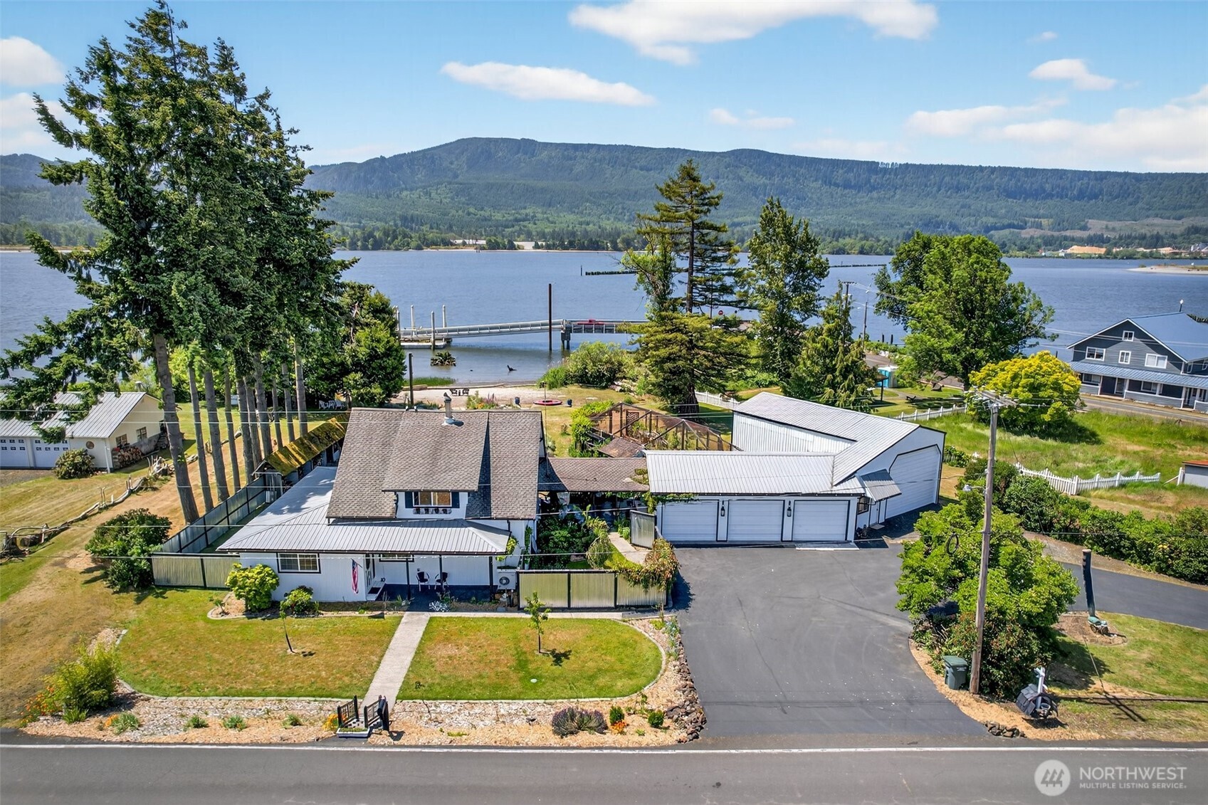 10 E Sunny Sands Road Property Photo 1