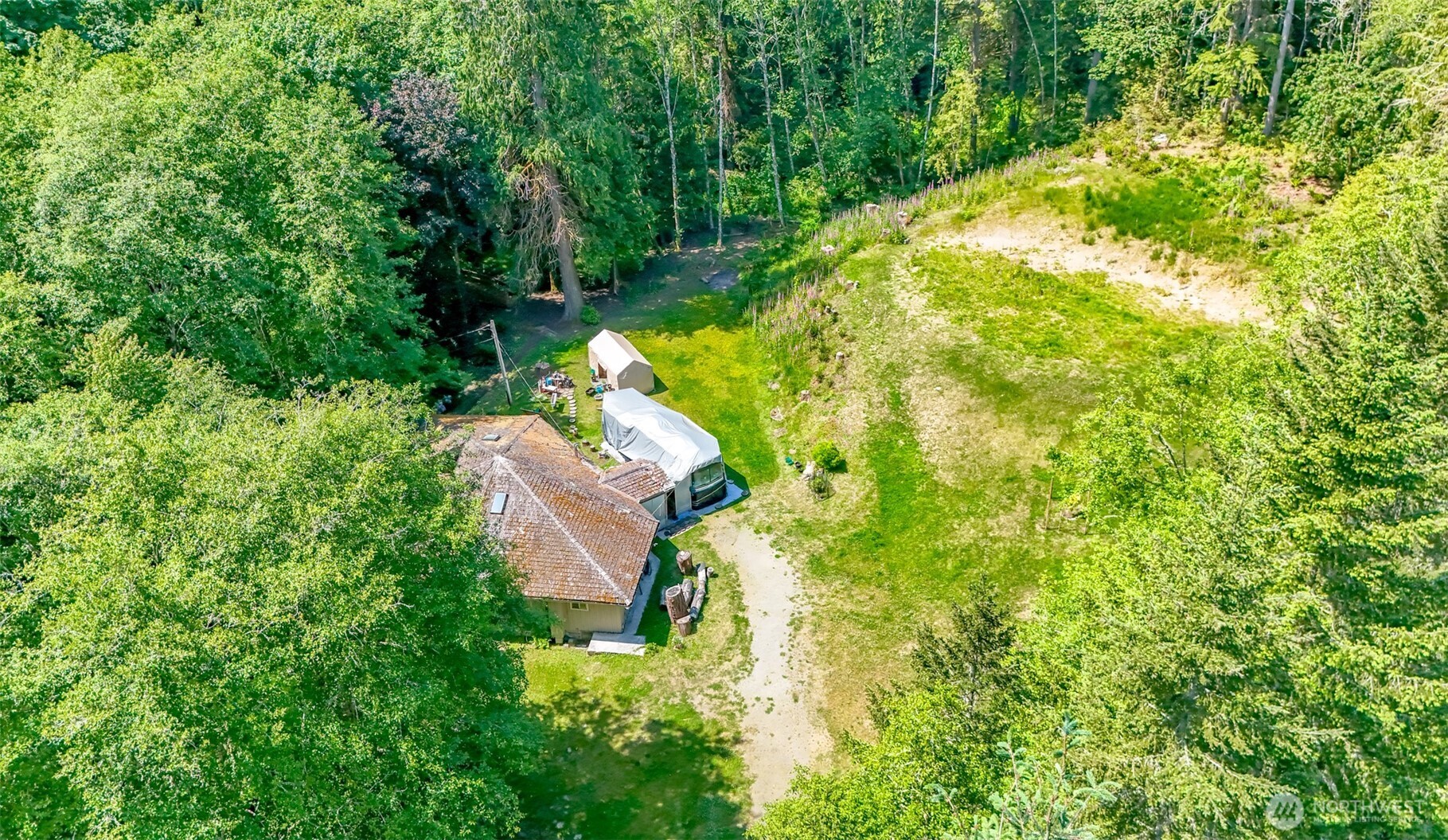 9904 Banner Road Property Photo 9