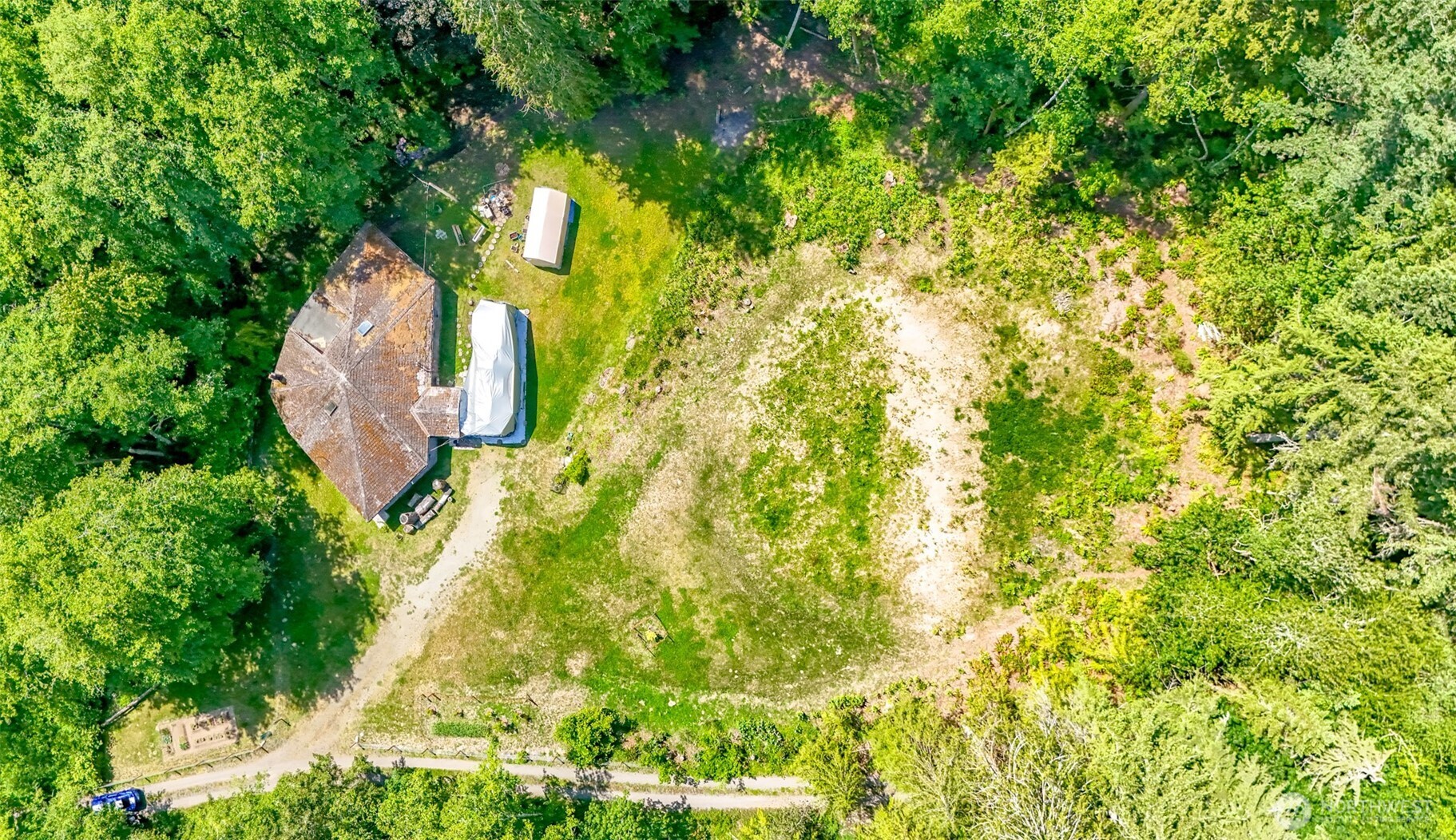 9904 Banner Road Property Photo 14