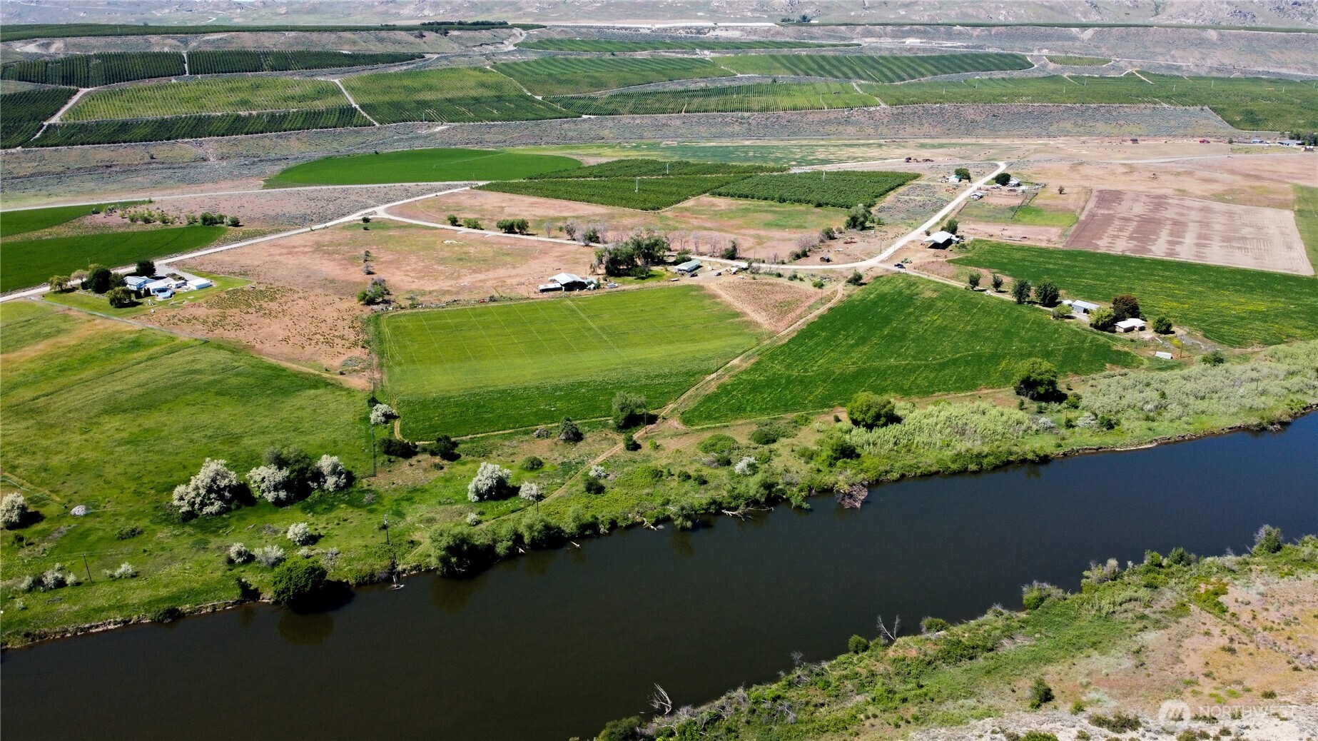 24 Hadley Rd. Property Photo 2