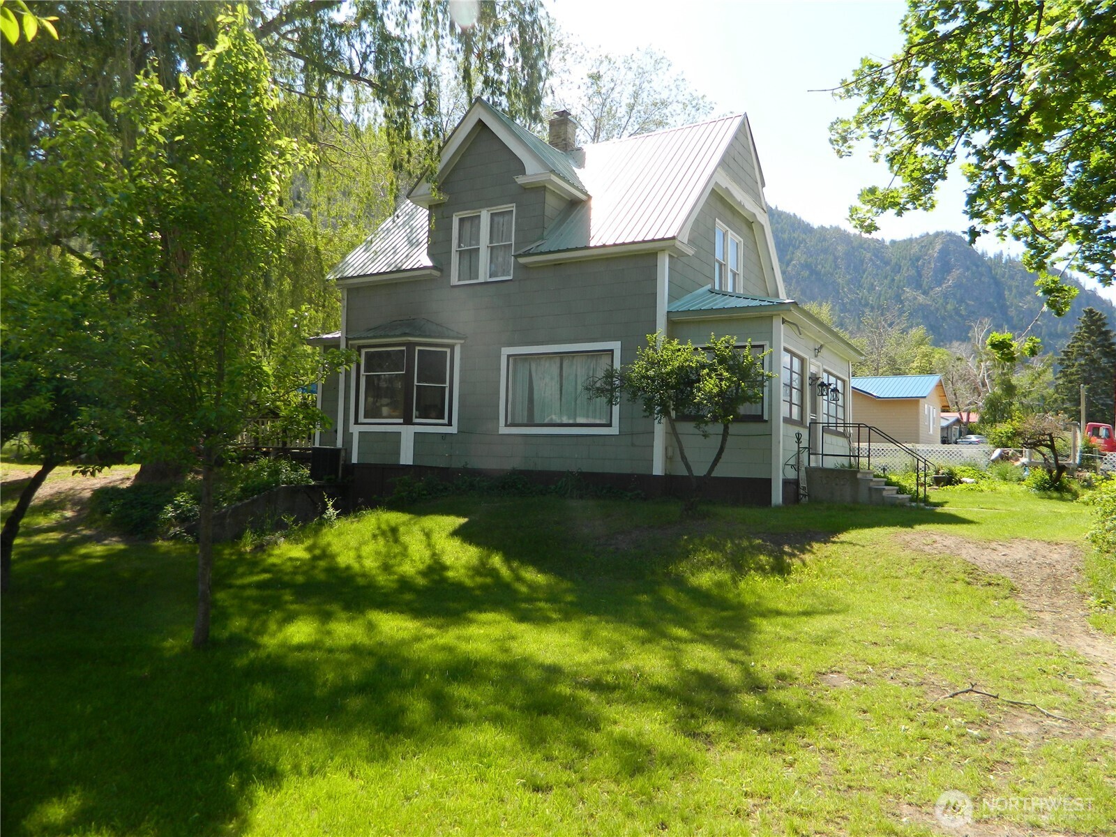 10 Bighorn Drive Property Photo 1