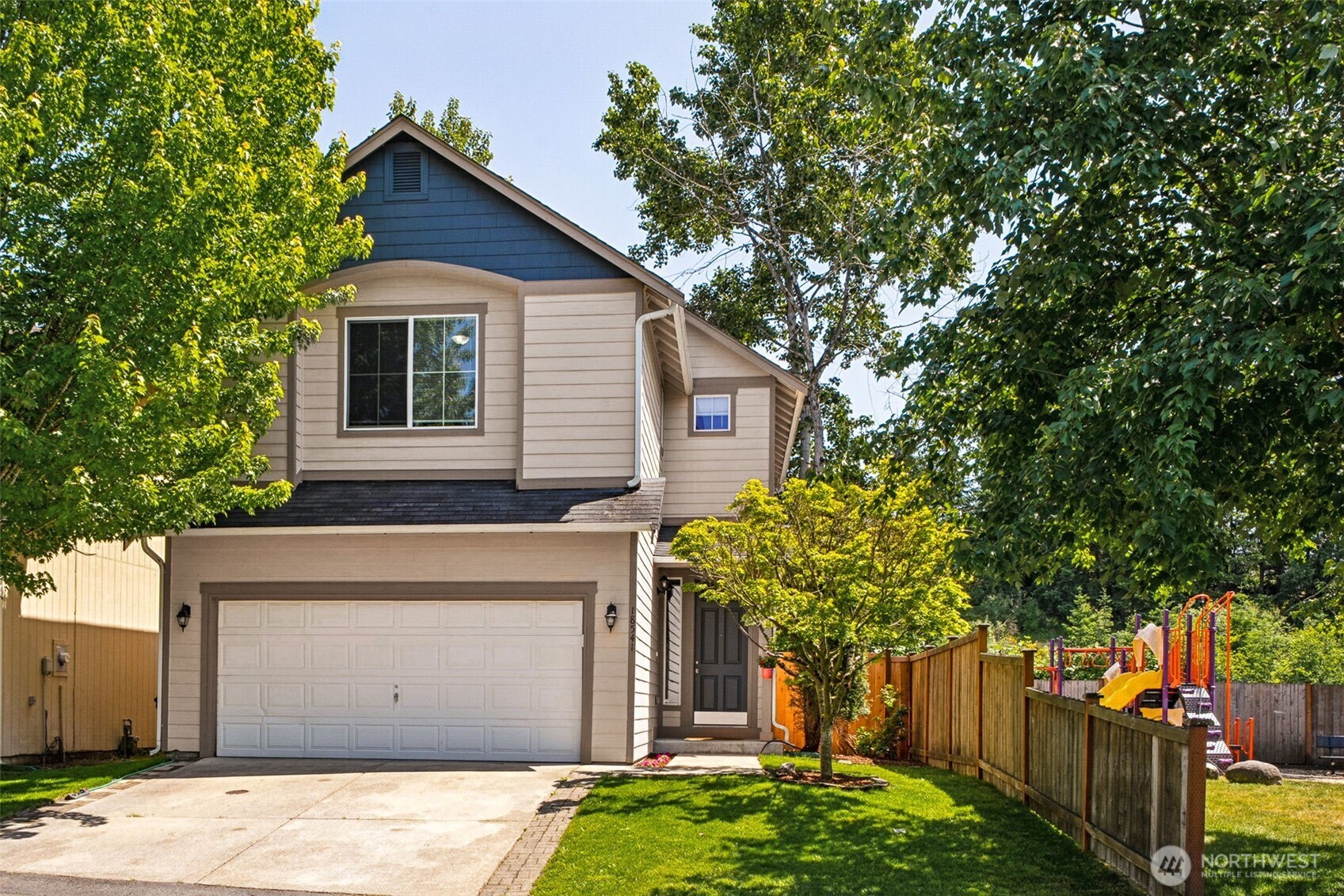 18541 100th Avenue Property Photo 1