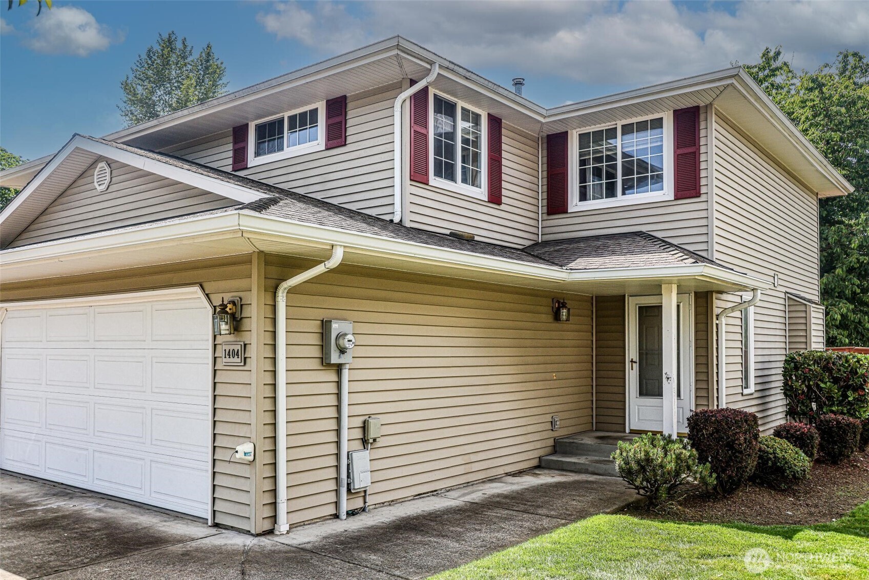 1404 102nd Street Property Photo 1