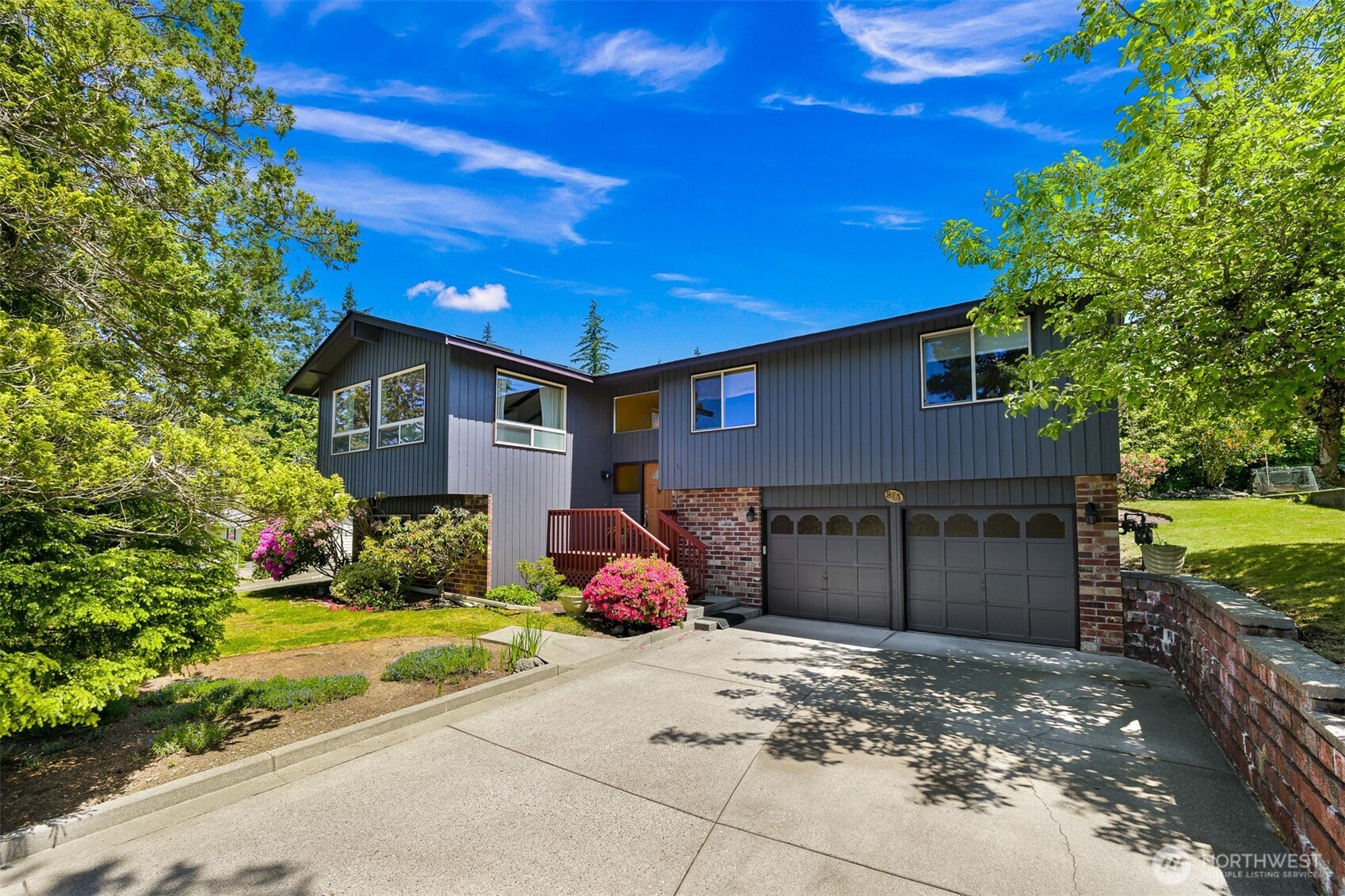 801 38th Street Property Photo 1