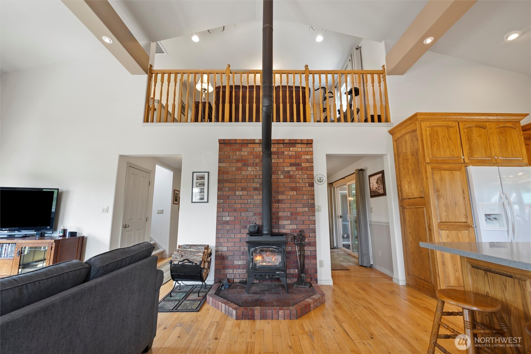 6379 Lewis Peak Road Property Photo 5