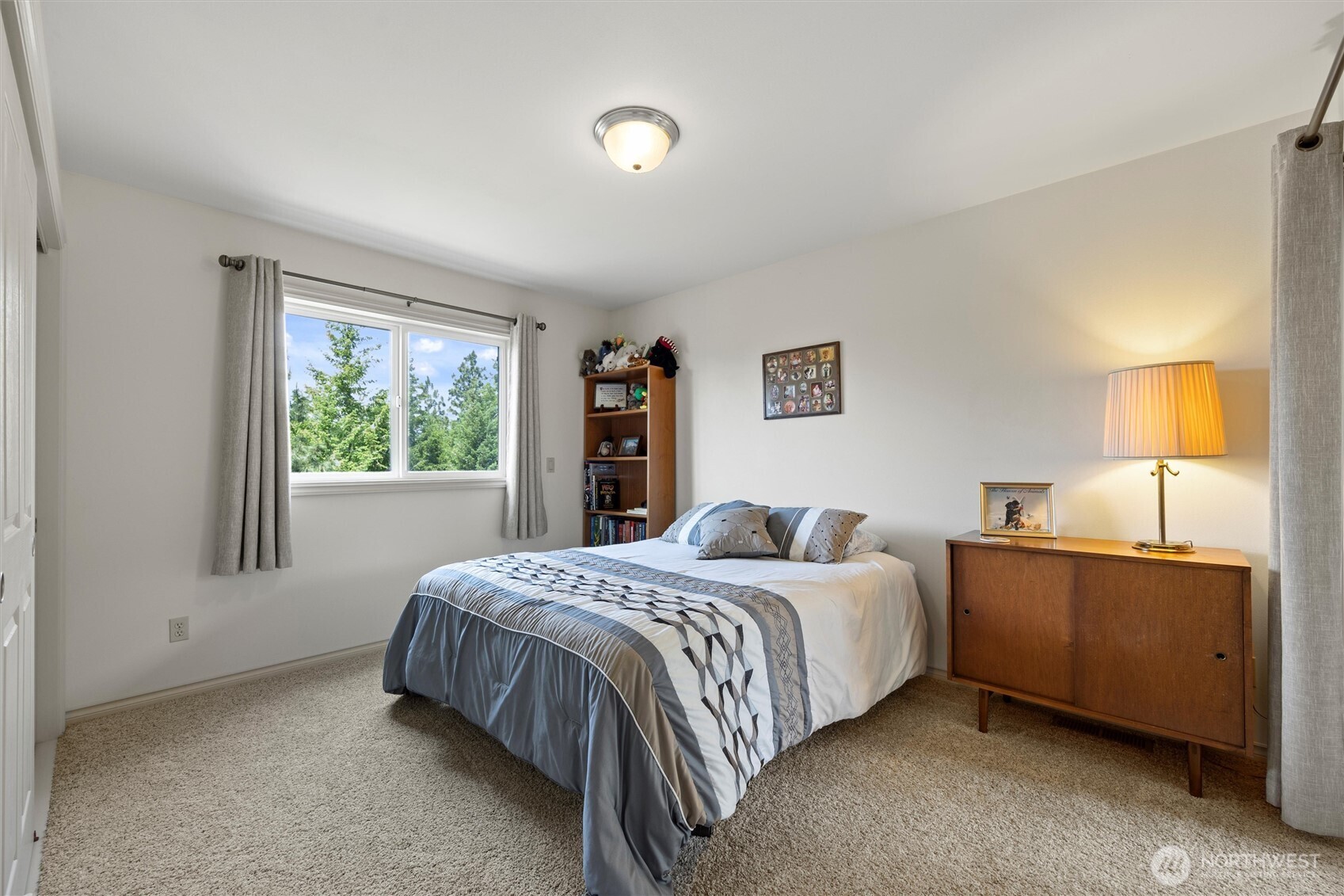 6379 Lewis Peak Road Property Photo 16