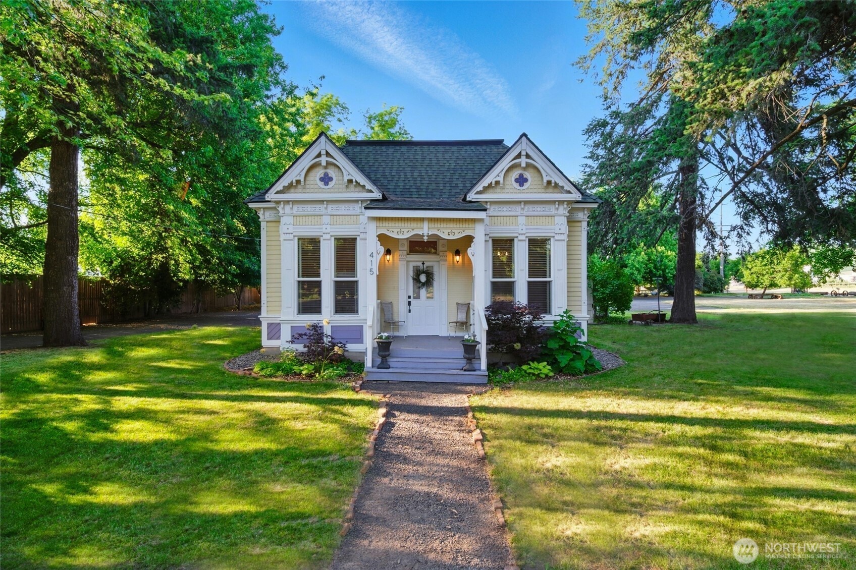 415 Preston Avenue Property Photo 1