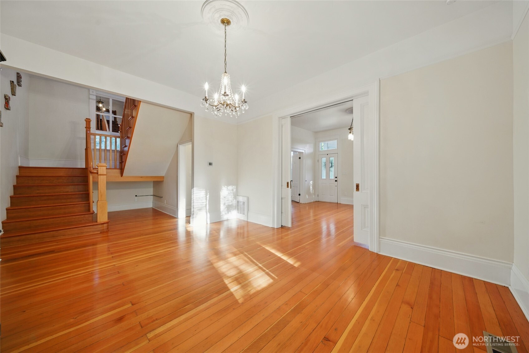 415 Preston Avenue Property Photo 9