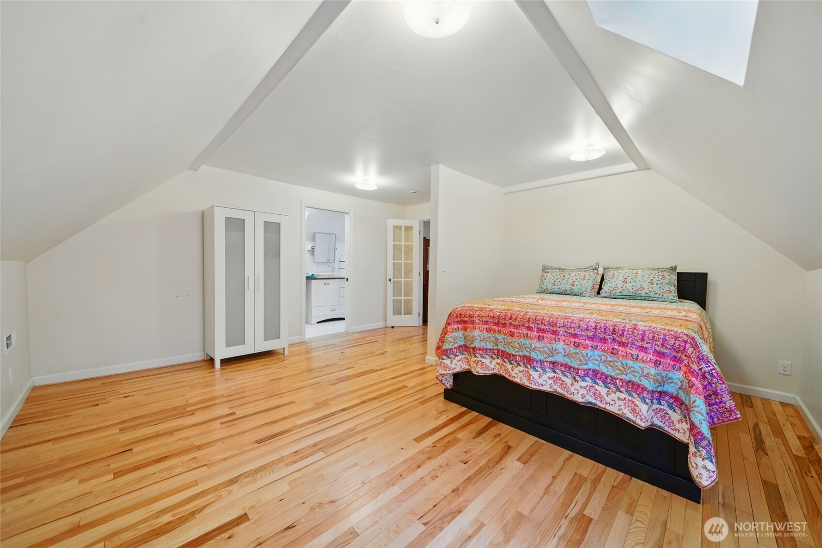 415 Preston Avenue Property Photo 21