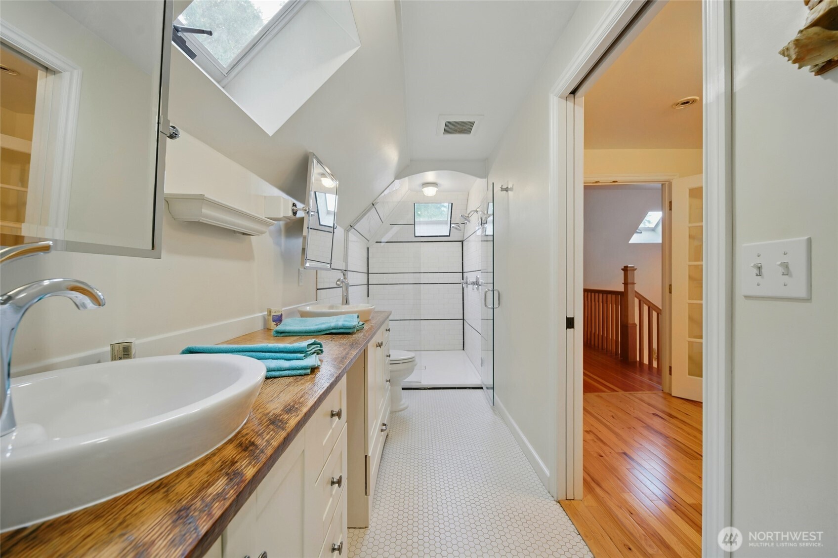 415 Preston Avenue Property Photo 22