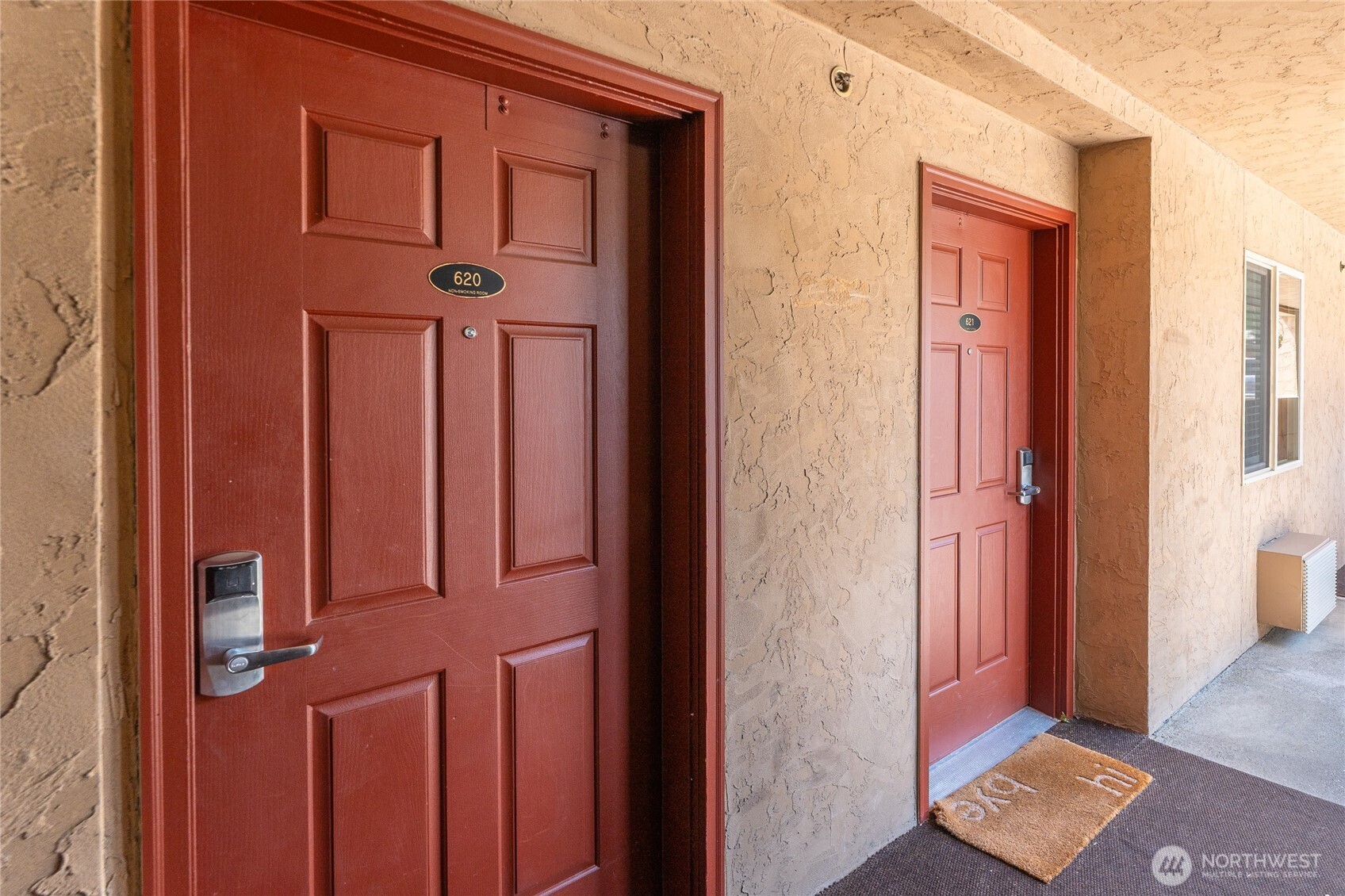 322 W Woodin Avenue 620 Property Photo 20