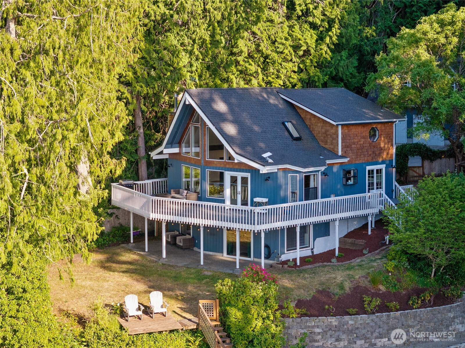 19709 Sw Whiteman Cove Road Property Photo 1