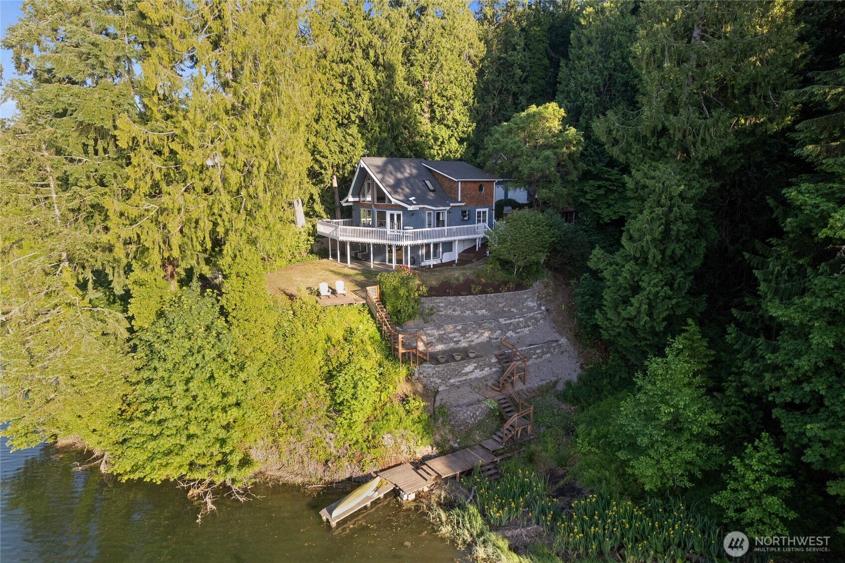 19709 Sw Whiteman Cove Road Property Photo 2
