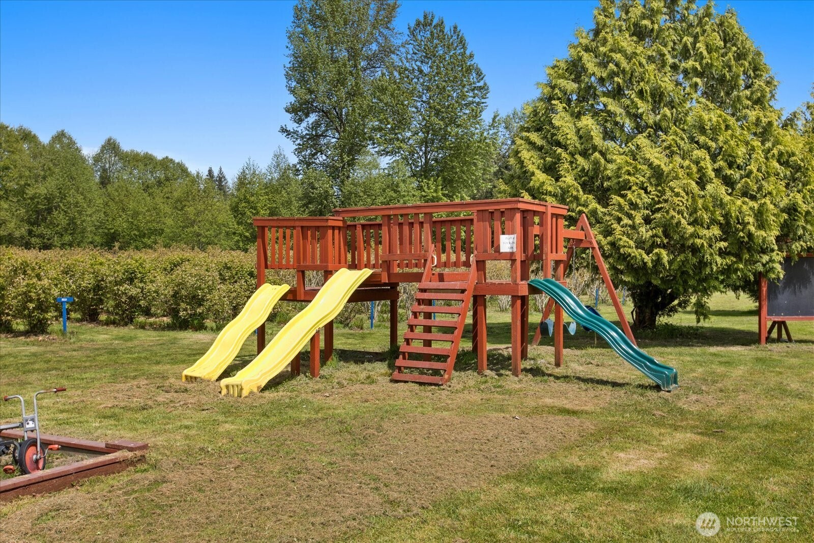 5628 Grandview Road Property Photo 9