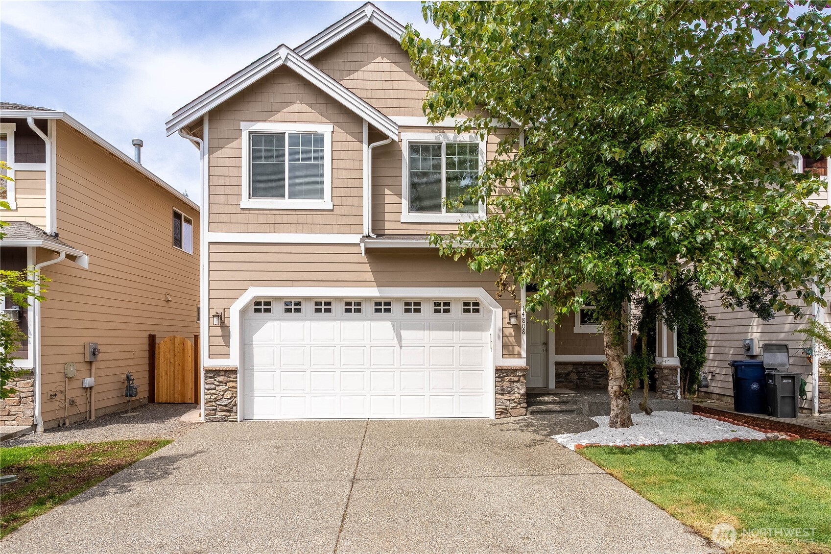 14808 26th Place 2 Property Photo 2