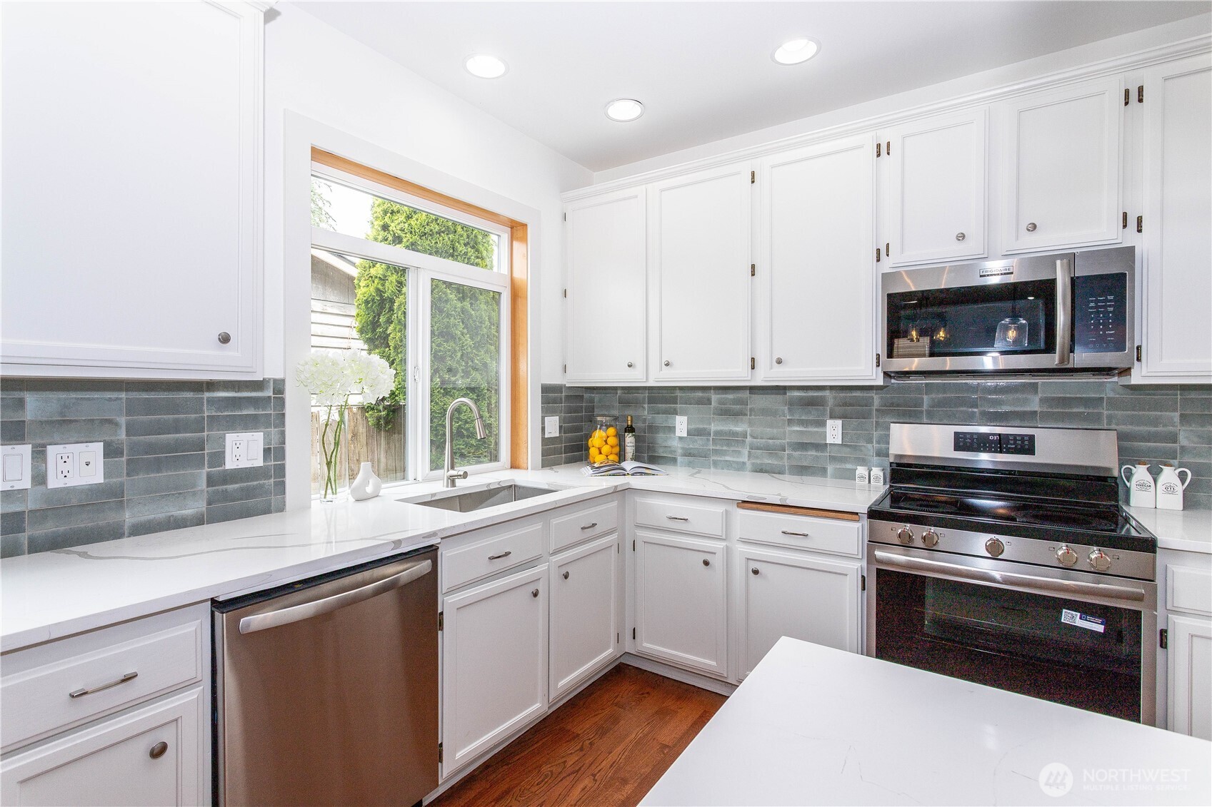 14808 26th Place 2 Property Photo 11