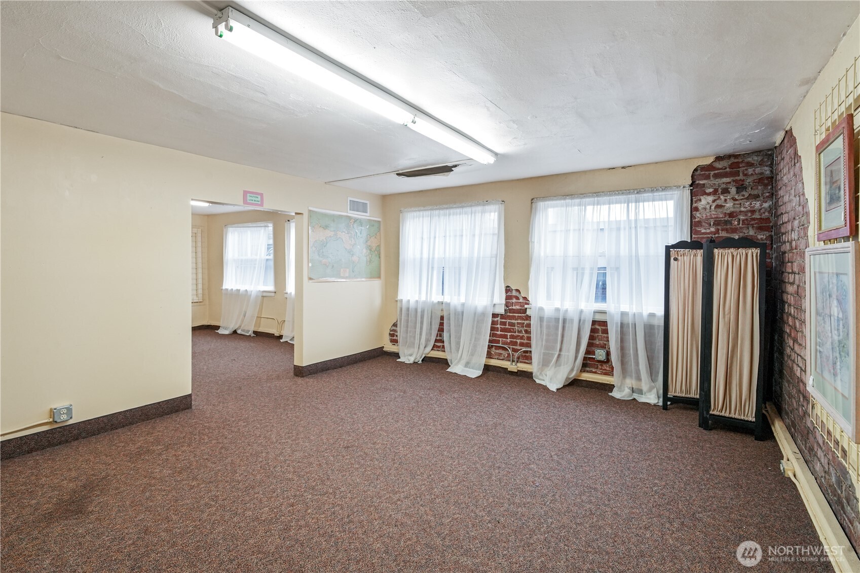 307 N Tower Avenue Property Photo 25